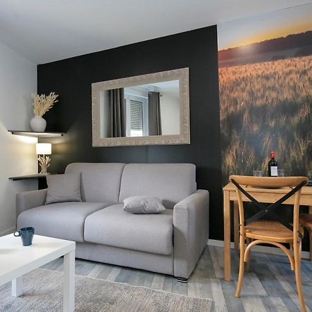 Апартаменты Les Champs, T2 Hypercentre Chic Et Cosy Wifi Par Sovalfi Сент-Этьен Экстерьер фото